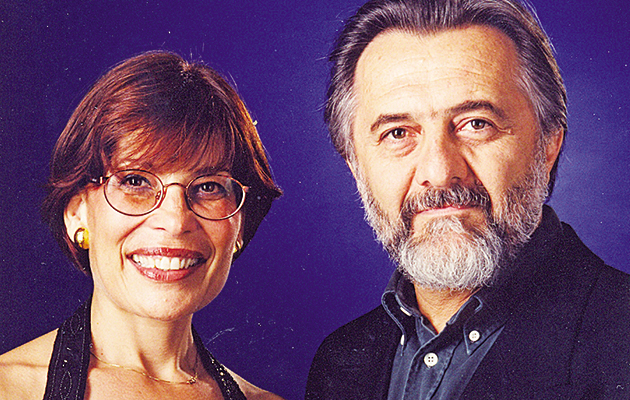 ΣΥΖΥΓΟΣ • Με την αγαπημένη του Ελένη