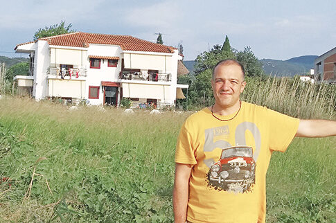 O ηθοποιός Φώτης Σπύρος έγινε ρεσεψιονίστ