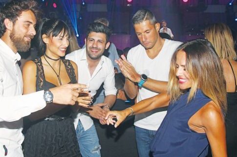 Το κορίτσι του Σόμμερ διασκέδασε με τους «αντιπάλους»