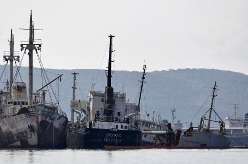 Συναγερμός από νέο ναυάγιο στον Σαρωνικό