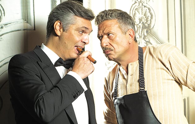 ΔΙΔΥΜΟ • Ο Αλκις Κούρκουλος στον ρόλο του Μηνά Κατακουζηνού και ο Κώστας Κόκλας στον ρόλο του Παναγιωτάκη