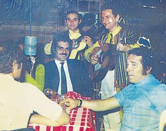 ΣΤΙΣ ΚΑΝΝΕΣ • Με τον Ομάρ Σαρίφ