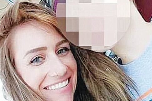 Καθηγήτρια παρέδιδε... μαθήματα sex σε 14χρονο μαθητή της