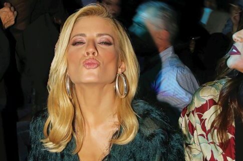 Η Αραβανή έστειλε φιλάκια