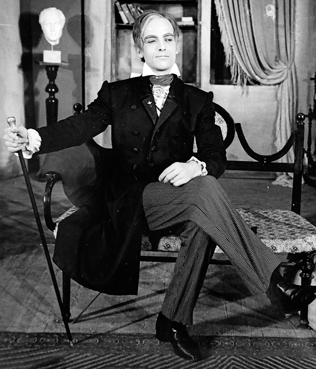 ΡΟΛΟΣ • Ο Γιάννης Ευαγγελίδης ως Γάλλος ευγενής