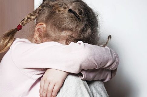 Πανούργα μητέρα στη Ρόδο είχε ως σκλάβες τις κορούλες της