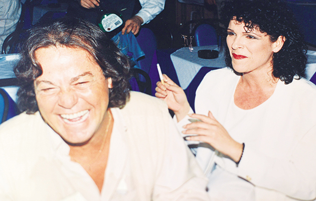 Σε παλαιότερη έξοδο της τραγουδίστριας με τον Γιάννη Πάριο