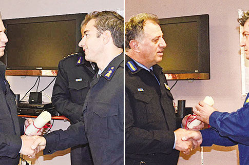 Βράβευσαν τους δύο πυροσβέστες που έσωσαν άνδρα από πνιγμό