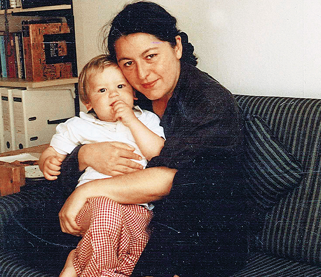 ΟΙΚΟΓΕΝΕΙΑ • Με τον γιο της Μαξιμίλιαν