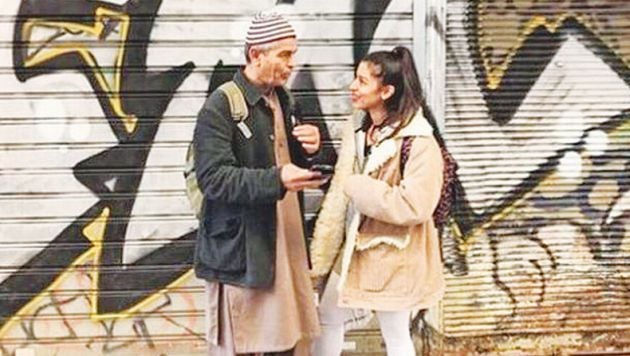 Στην Ομόνοια με τον Πακιστανό μετανάστη