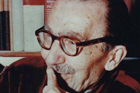 Πάρκινγκ το σπίτι του Νίκου Καζαντζάκη στην Κρήτη!
