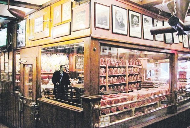 ΑΝΑΚΑΙΝΙΣΜΕΝΟΣ ο εσωτερικός χώρος του Gallaghers