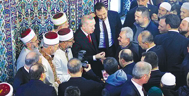 Συζήτηση του Ταγίπ Ερντογάν με τους μουσουλμάνους της Θράκης