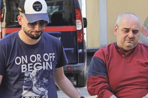Δίωξη και για παιδική πορνογραφία στον βιαστή της φοιτήτριας
