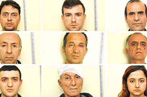 «Μίλησαν» τα κινητά τους