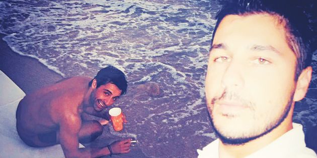 ΔΙΑΚΟΠΕΣ Ο Κωνσταντίνος Αγγελίδης με τον φίλο του Λάμπρο Κωνσταντάρα