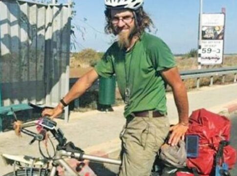 Πίστευε ότι είναι ο Ιησούς και «χάθηκε» στην έρημο