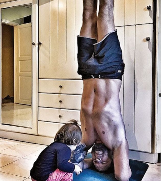 ΓΙΟΓΚΑ για τον Γιάννη Βαρδή