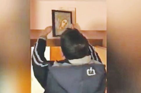 Αλβανός έκρυβε την κόκα πίσω από εικόνα της Παναγίας