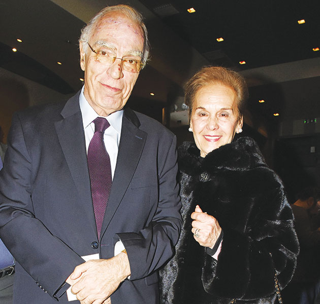 Ο Βασίλης Λεβέντης με τη σύζυγό του