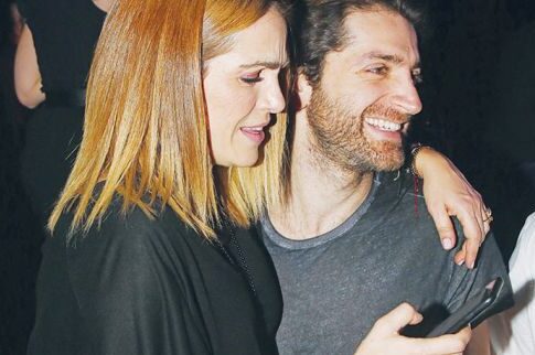 «Θύμα» πρεσβυωπίας η Τζένη Μπότση