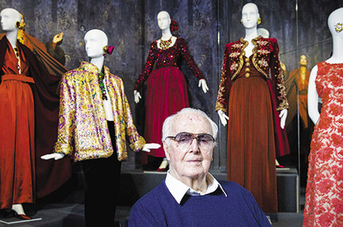 Τελευταία «πασαρέλα» για Givenchy