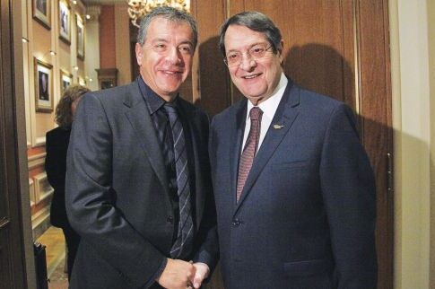 Ο (δημοσιογράφος) Θεοδωράκης και η πρόταση στον Νίκο Αναστασιάδη