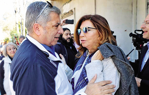 Συμπαραστάτης ο Γιώργος Πατούλης