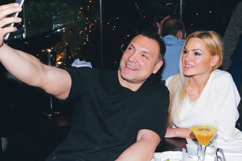 «Μαθήματα selfie» από τον Σταθοκωστόπουλο στην Κάβουρα