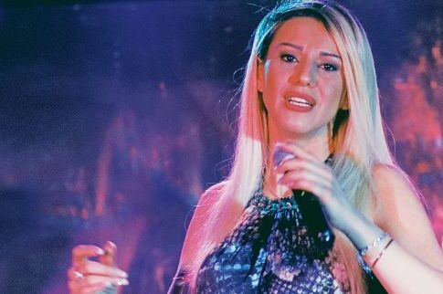 Αθηνά Ιωάννου: «Γέμισαν οι πίστες με άφωνα μοντέλα»