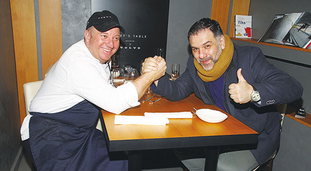 ΧΑΜΟΓΕΛΑ • Με τον Γρηγόρη Αρναούτογλου