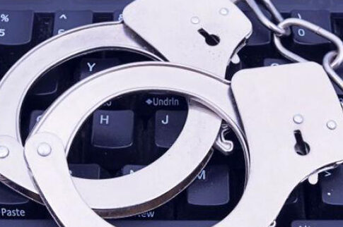 Γόνος γνωστής οικογενείας και πρώην σύζυγος δημοσιογράφου συνελήφθη στο Ψυχικό