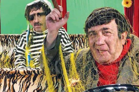 Στην υγειά των... Δέκα Μικρών Μήτσων!