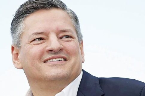Ο 54χρονος Σαμιώτης που «απογείωσε» το Netflix!