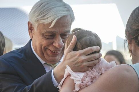Ο Πρόεδρος, τα διδυμάκια και το τετ α τετ με χελωνίτσα