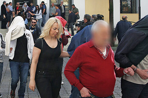 Στον δρόμο προς τη φυλακή οι πρώτοι κατηγορούμενοι για το κύκλωμα των φαρμάκων