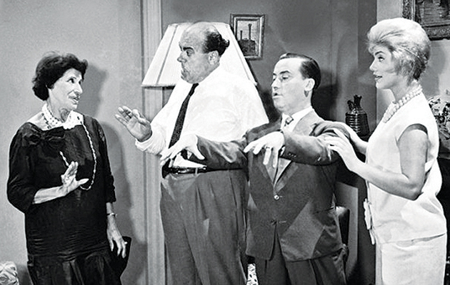 Μαζί με Βασιλειάδου - Αυλωνίτη και τη σύζυγό του Ελσα