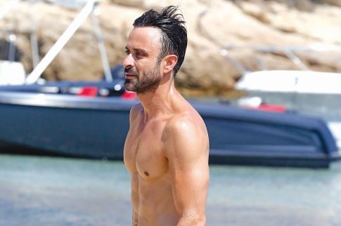 Κωνσταντίνος Χριστοφόρου: Ανω κάτω από μια... συνωνυμία!