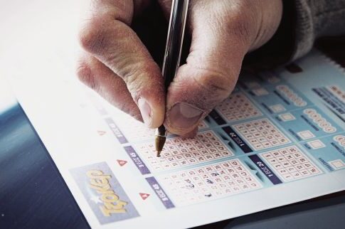Επαιξε 3 ευρώ στο Τζόκερ και κέρδισε 4.720.041 €