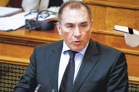 ΣΤΗ ΣΕΝΤΡΑ: Ο Δημήτρης Καμμένος