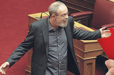 ΚΟΚΚΙΝΗ ΚΑΡΤΑ: Στον Γιώργο Κυρίτση
