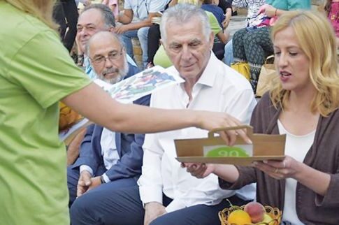 Κράτησαν τα προσχήματα