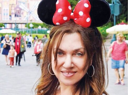 «Μίνι Μάους» στην Disneyland η Γαρμπή