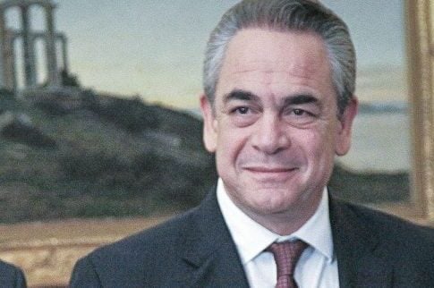 Ο Κυριάκος διέγραψε τον -εκτός γραμμής- Μίχαλο