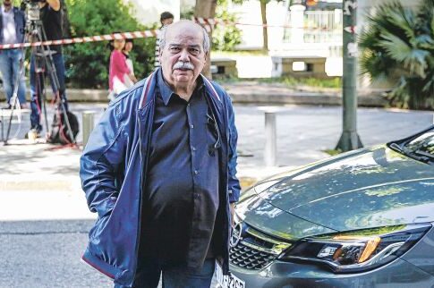 Η μοντέρνα μέθοδος απώλειας κιλών στο κινητό του «fit» Βούτση