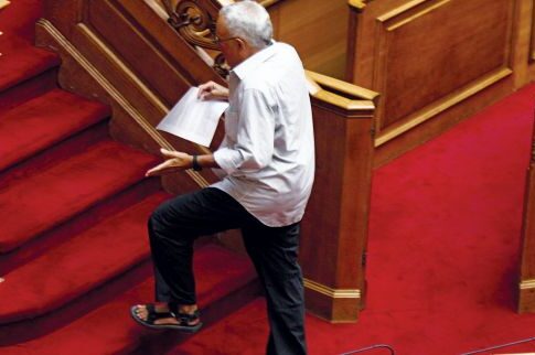 Ο «Πυρίκαυστος» φορέας του Κώστα Ζουράρι έχει έναν οπαδό!