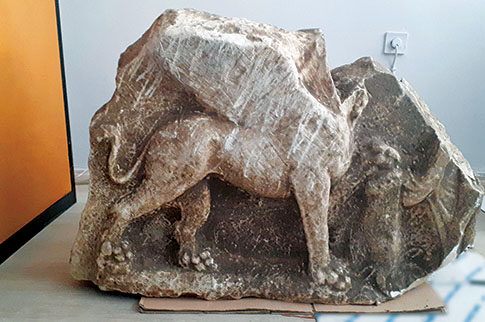 Σύλληψη 34χρονου στην Πρέβεζα, που έκρυβε αρχαία ανεκτίμητης αξίας στο σπίτι του και σε... καλαμιές