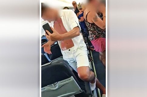 Τουρίστες «ψήθηκαν» μέσα σε αεροσκάφος στη Ζάκυνθο