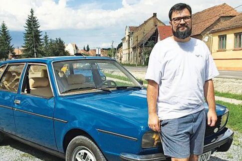 Στη «θέση» του δικτάτορα!