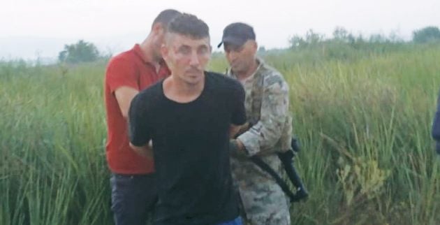 Kinky ζογκλερικά κόλπα έξω από τον κινηματογράφο